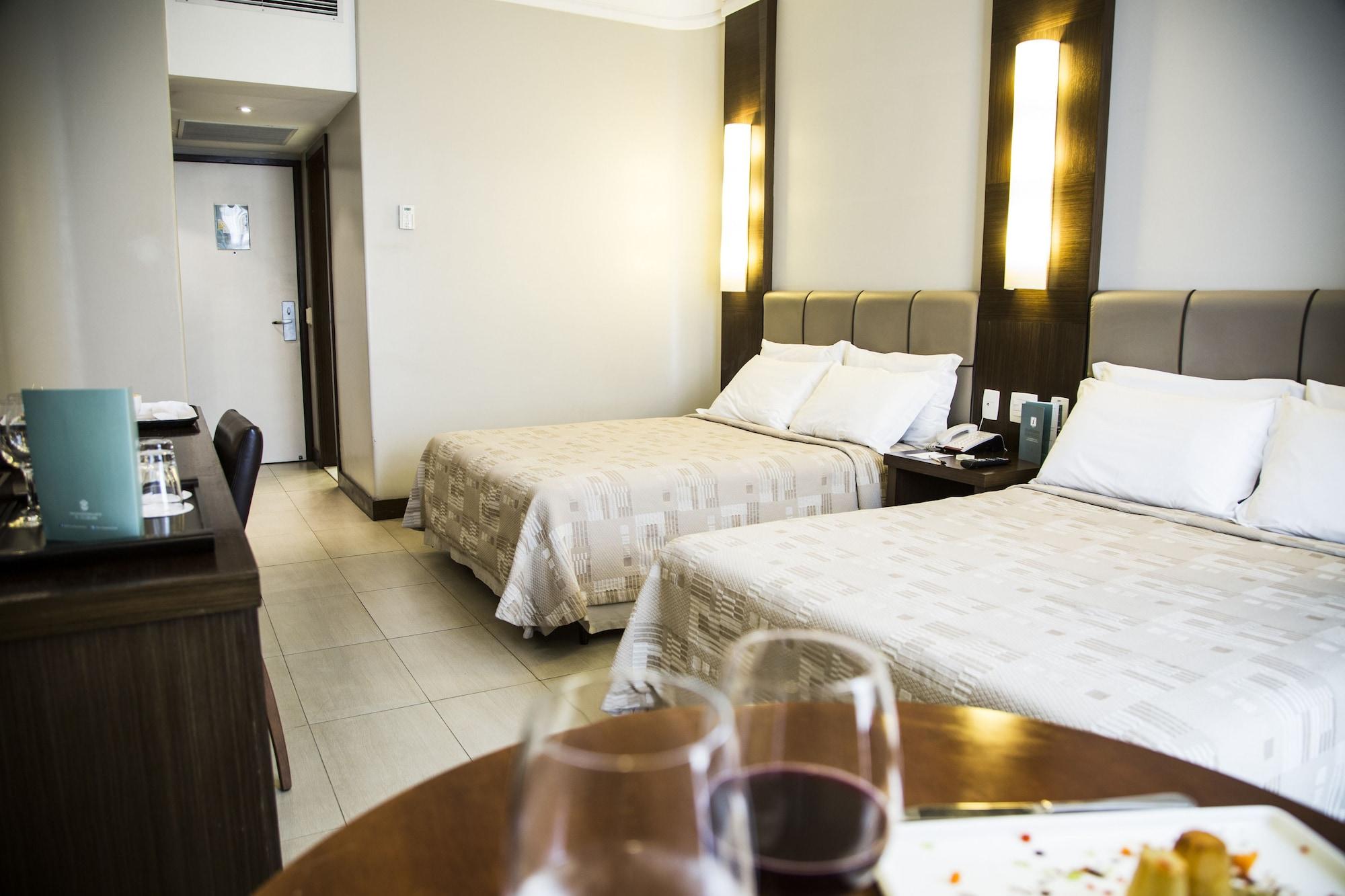 Parque Balneario Hotel Santos By Castelo Itaipava 外观 照片 A room at the hotel