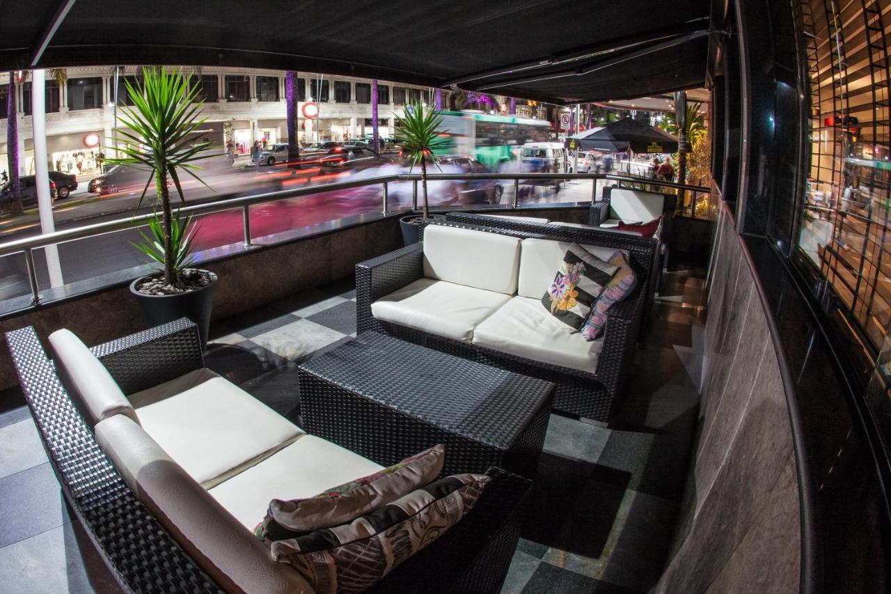 Parque Balneario Hotel Santos By Castelo Itaipava 外观 照片 The balcony of a suite at the hotel