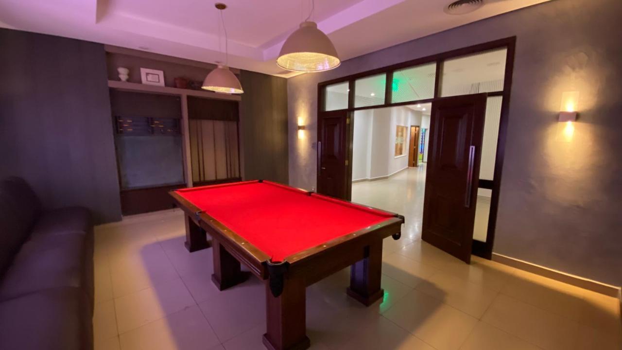 Parque Balneario Hotel Santos By Castelo Itaipava 外观 照片 A pool table at the hotel