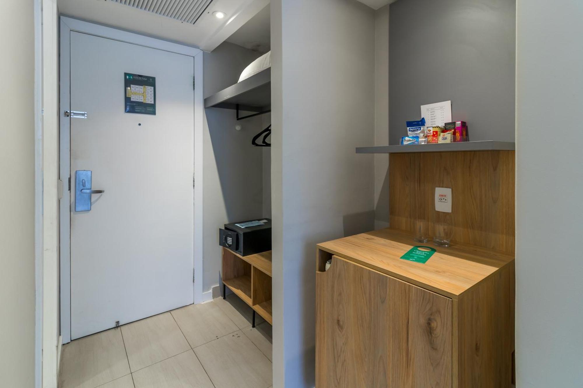Parque Balneario Hotel Santos By Castelo Itaipava 客房 照片 A room at the hotel