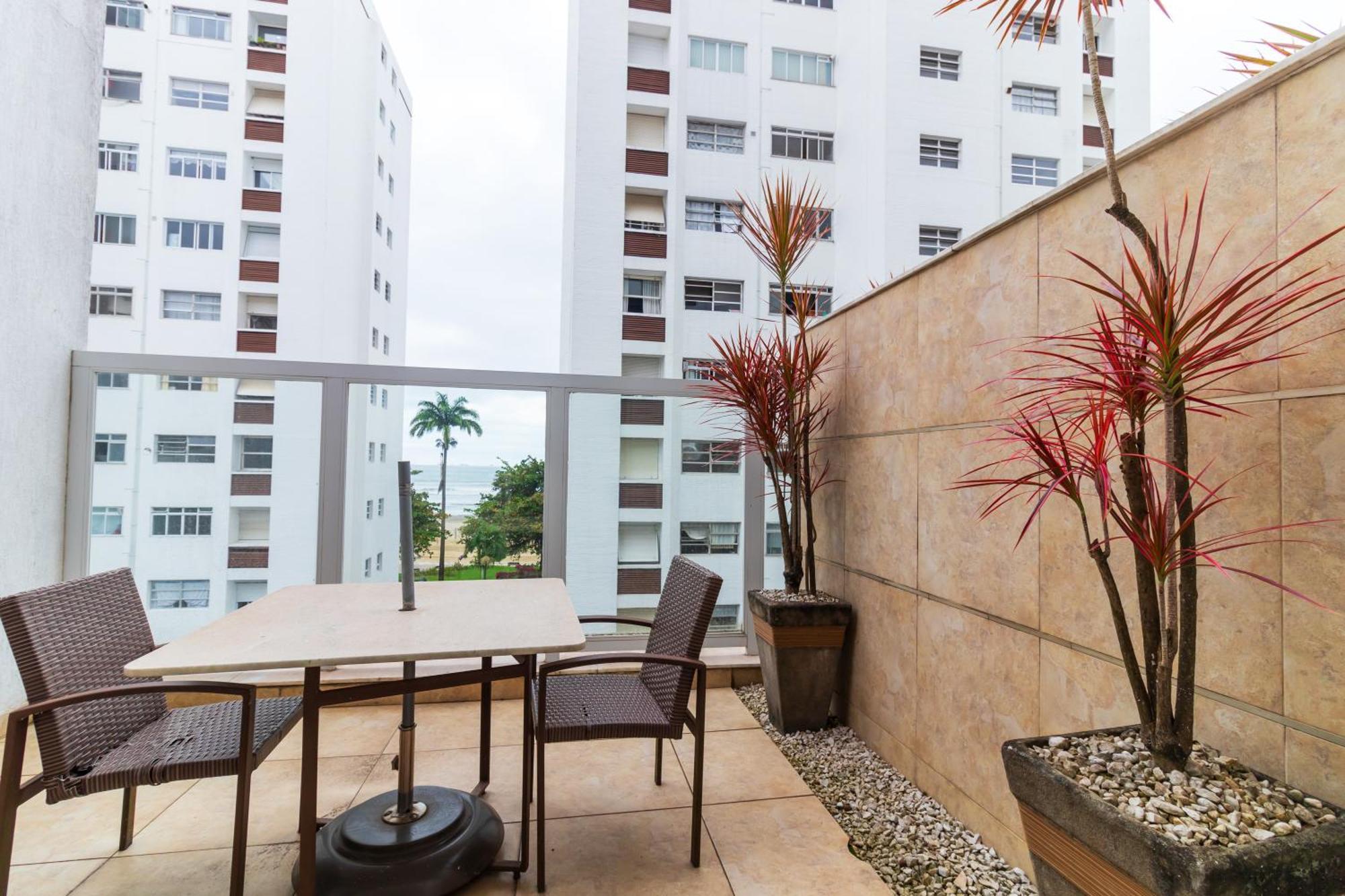 Parque Balneario Hotel Santos By Castelo Itaipava 外观 照片 The courtyard at the hotel